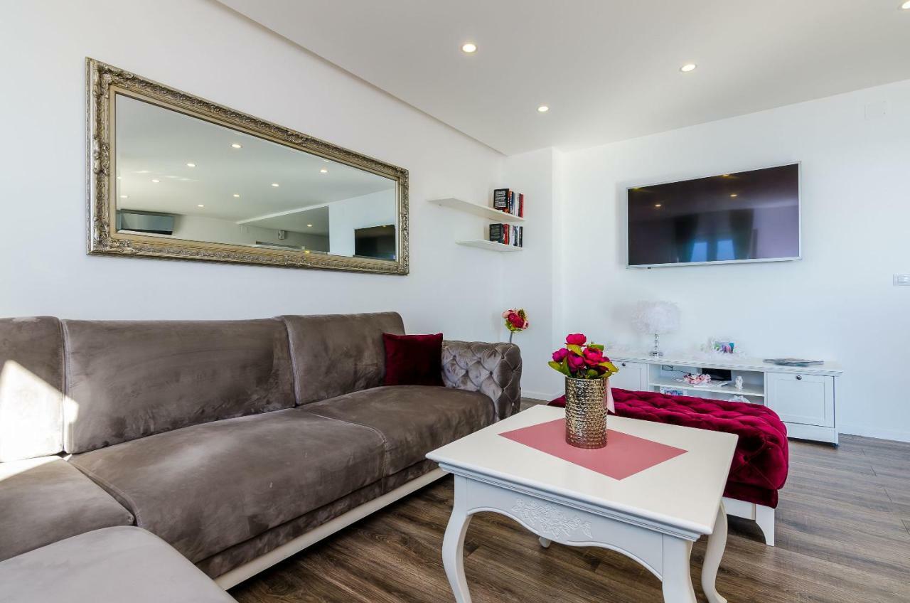 Superior Apartment Nike Mlini Extérieur photo