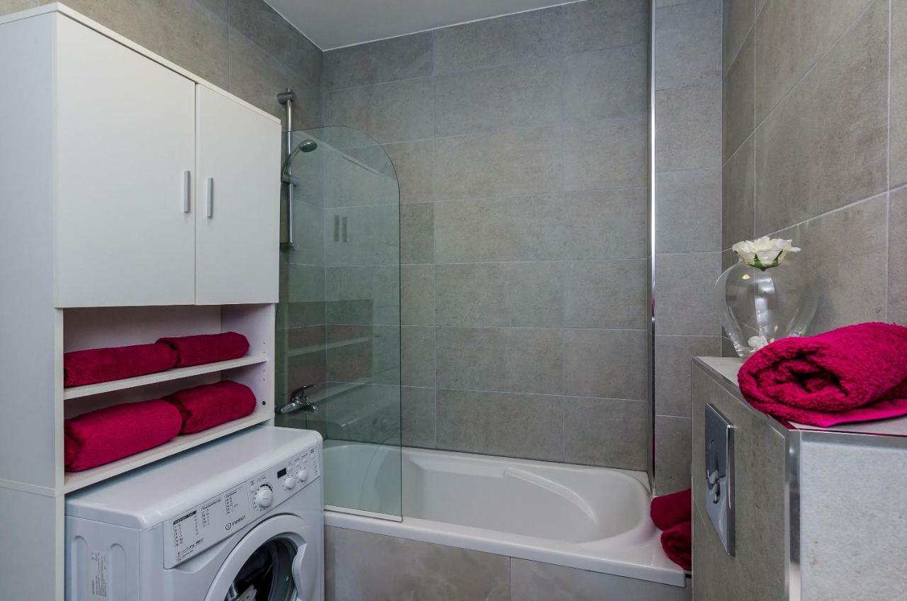 Superior Apartment Nike Mlini Extérieur photo